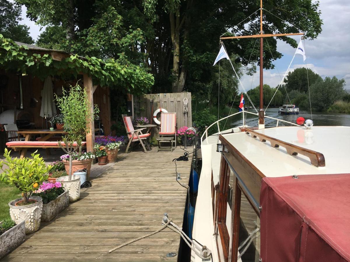 Apartmán Onze Logeerkamer Deil Exteriér fotografie