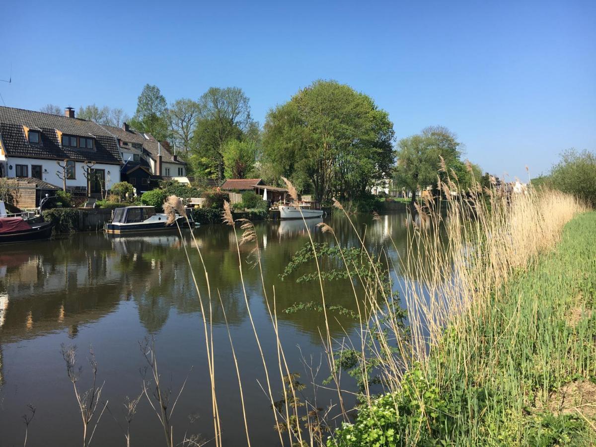 Apartmán Onze Logeerkamer Deil Exteriér fotografie